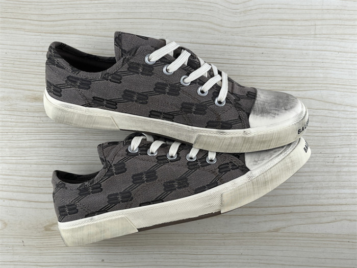Balenciaga low-top canvas shoes（7-12 work day deliver）