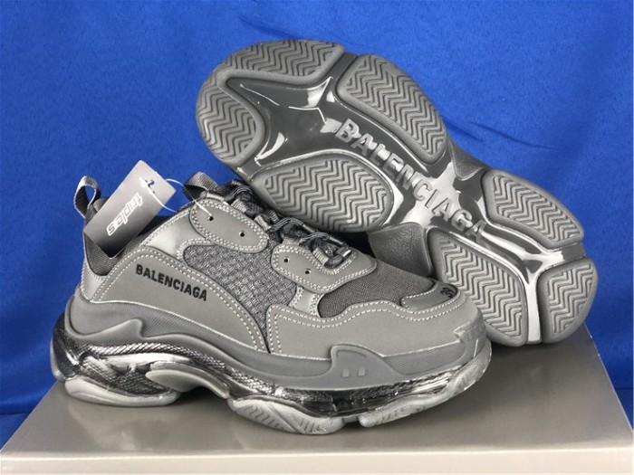 Paris III Air Cushion Black and Gray（7-12 work day deliver）