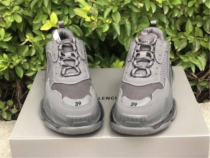 Paris III Air Cushion Black and Gray（7-12 work day deliver）