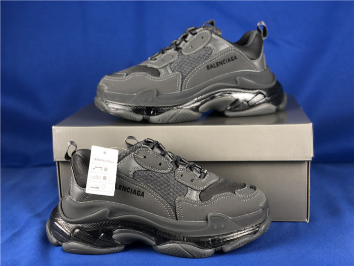 Paris III Air Cushion Black and Gray（7-12 work day deliver）