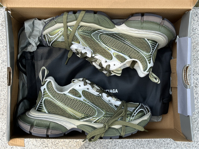 Balenciaga 10 3XL Olive Green（7-12 work day deliver）