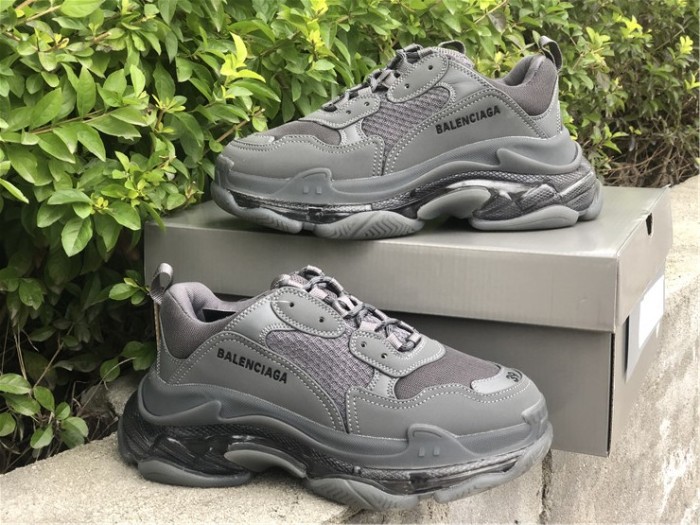 Paris III Air Cushion Black and Gray（7-12 work day deliver）