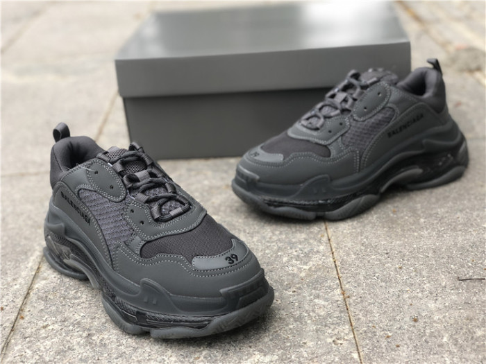 Paris III Air Cushion Black and Gray（7-12 work day deliver）