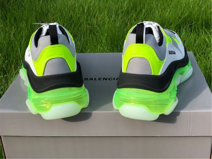 Balenciaga third generation air cushion white and green color matching（7-12 work day deliver）