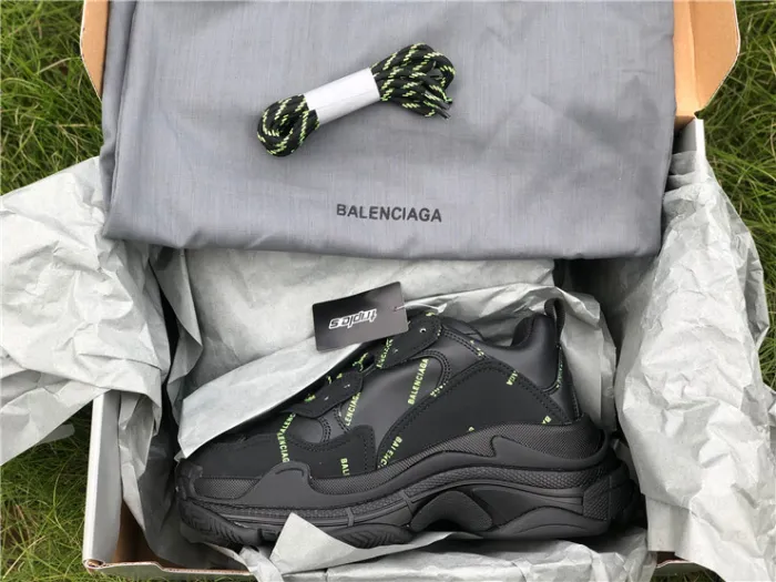 Balenciaga Papa Black and Green Letters（7-12 work day deliver）