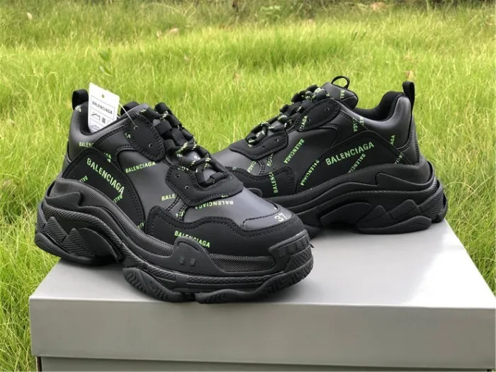Balenciaga Papa Black and Green Letters（7-12 work day deliver）