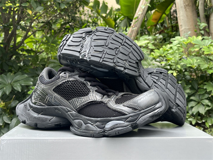 Balenciaga Black Warrior（7-12 work day deliver）