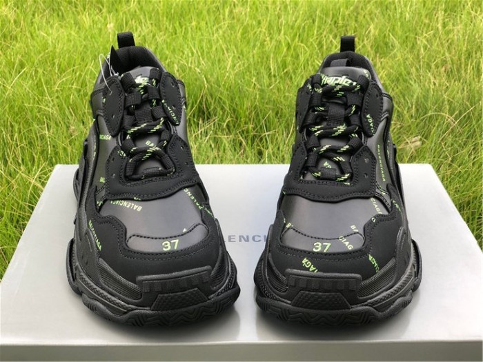 Balenciaga Papa Black and Green Letters（7-12 work day deliver）