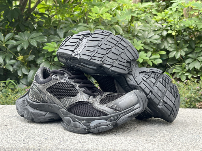 Balenciaga Black Warrior（7-12 work day deliver）
