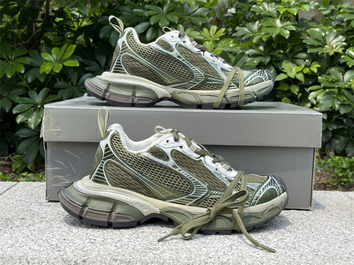 Balenciaga 10 3XL Olive Green（7-12 work day deliver）