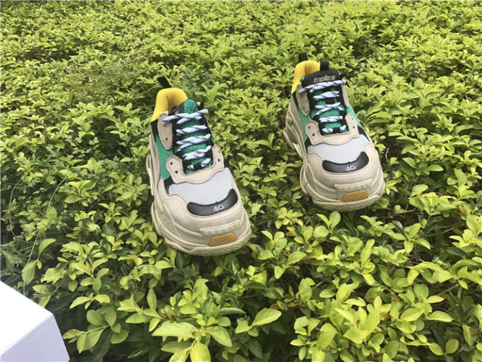 Balenciaga Triple S Yellow Green（7-12 work day deliver）