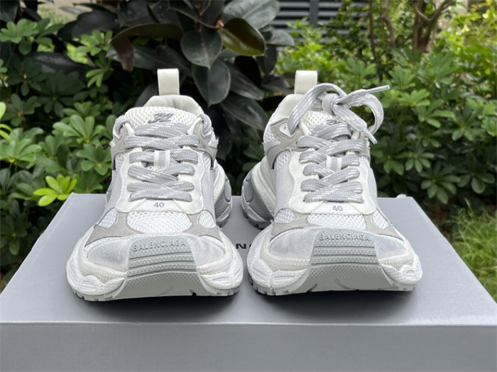 Balenciaga 10 3XL（7-12 work day deliver）