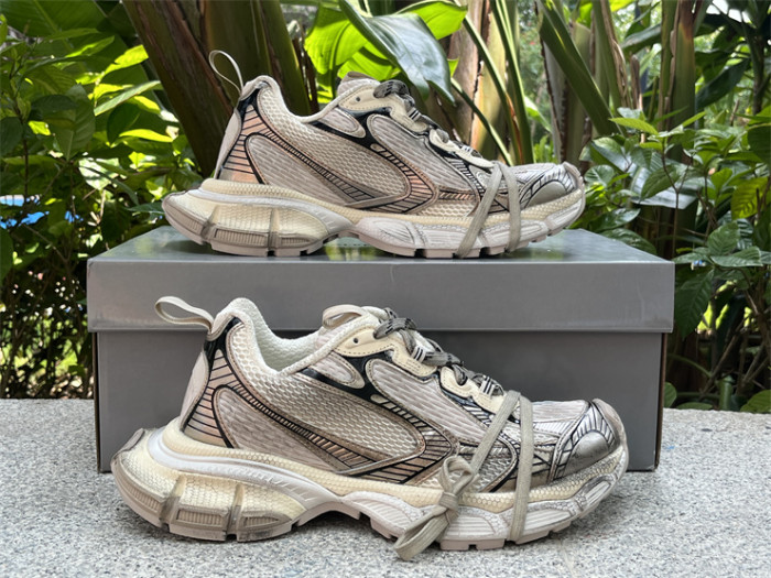 Balenciaga 10 3XL（7-12 work day deliver）