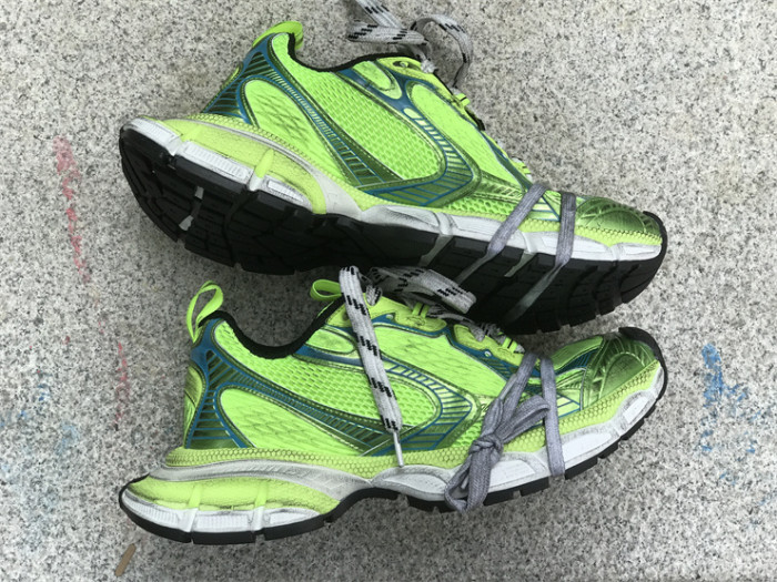 Balenciaga 10 3XL Green（7-12 work day deliver）