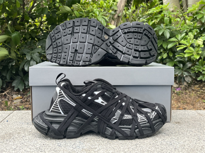 Balenciaga 10 3XL black and white straps（7-12 work day deliver）