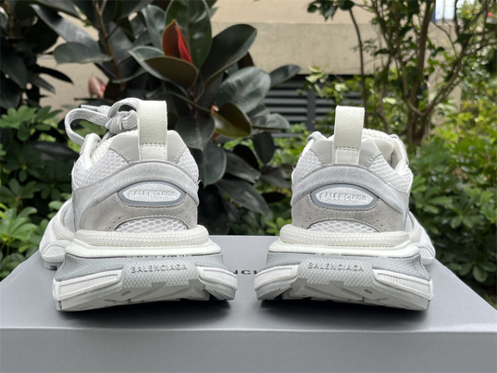 Balenciaga 10 3XL（7-12 work day deliver）