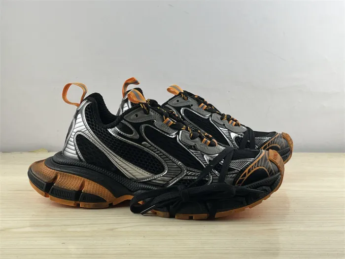 Balenciaga 10 3XL（7-12 work day deliver）