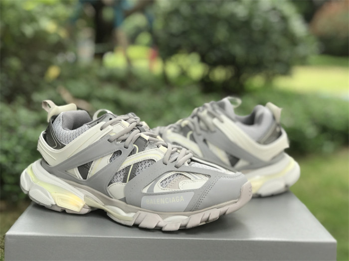 Balenciaga 3.0 Light Shoes LED（7-12 work day deliver）