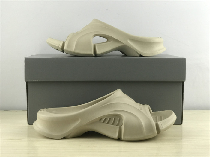 Balenciaga Slippers（7-12 work day deliver）