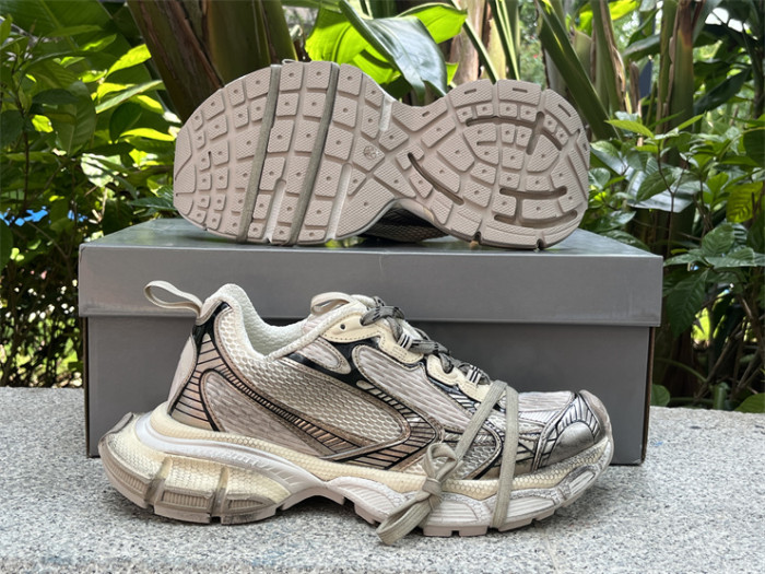 Balenciaga 10 3XL（7-12 work day deliver）
