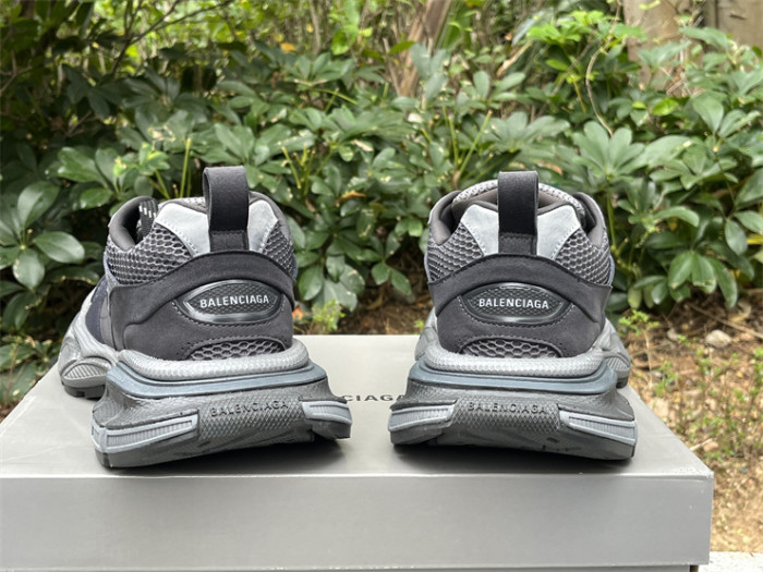 Balenciaga 10 3XL dark grey（7-12 work day deliver）