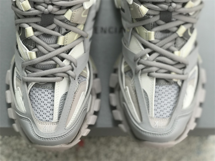 Balenciaga 3.0 Light Shoes LED（7-12 work day deliver）