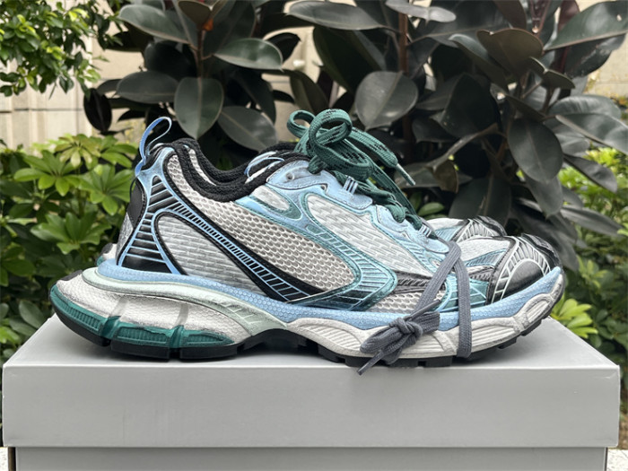 Balenciaga 10 3XL grey green（7-12 work day deliver）