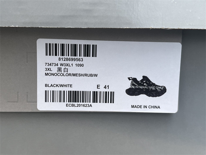 Balenciaga 10 3XL black and white straps（7-12 work day deliver）