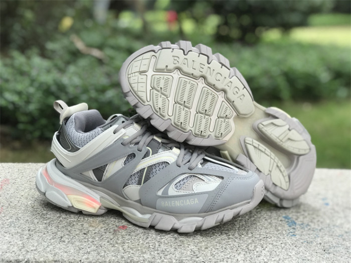 Balenciaga 3.0 Light Shoes LED（7-12 work day deliver）