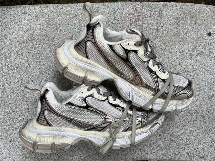 Balenciaga 10 3XL（7-12 work day deliver）