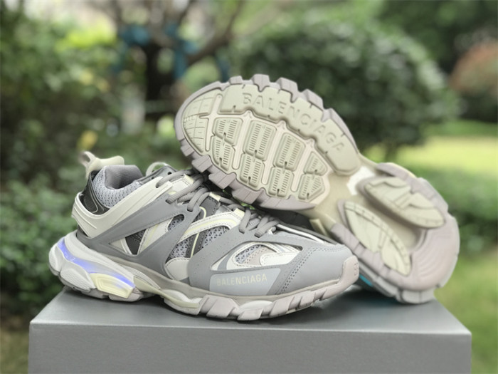 Balenciaga 3.0 Light Shoes LED（7-12 work day deliver）