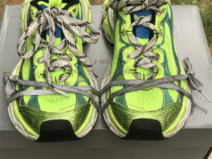 Balenciaga 10 3XL Green（7-12 work day deliver）