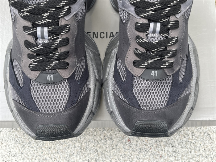 Balenciaga 10 3XL dark grey（7-12 work day deliver）