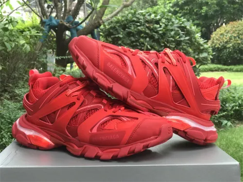 Balenciaga 3.0 Light Shoes LED（7-12 work day deliver）
