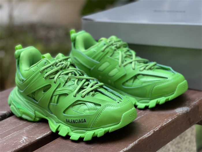 Balenciaga three generations of apple green（7-12 work day deliver）