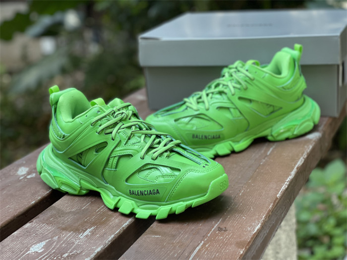 Balenciaga three generations of apple green（7-12 work day deliver）