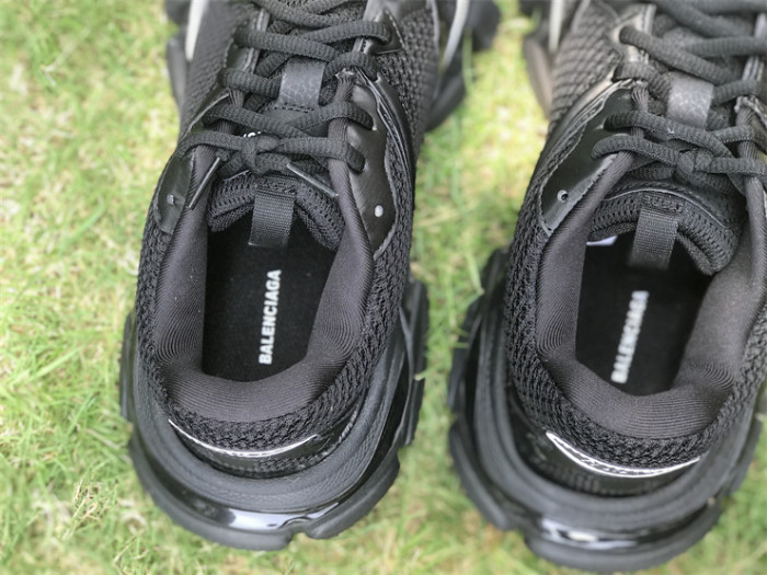 Balenciaga low-top black and silver（7-12 work day deliver）