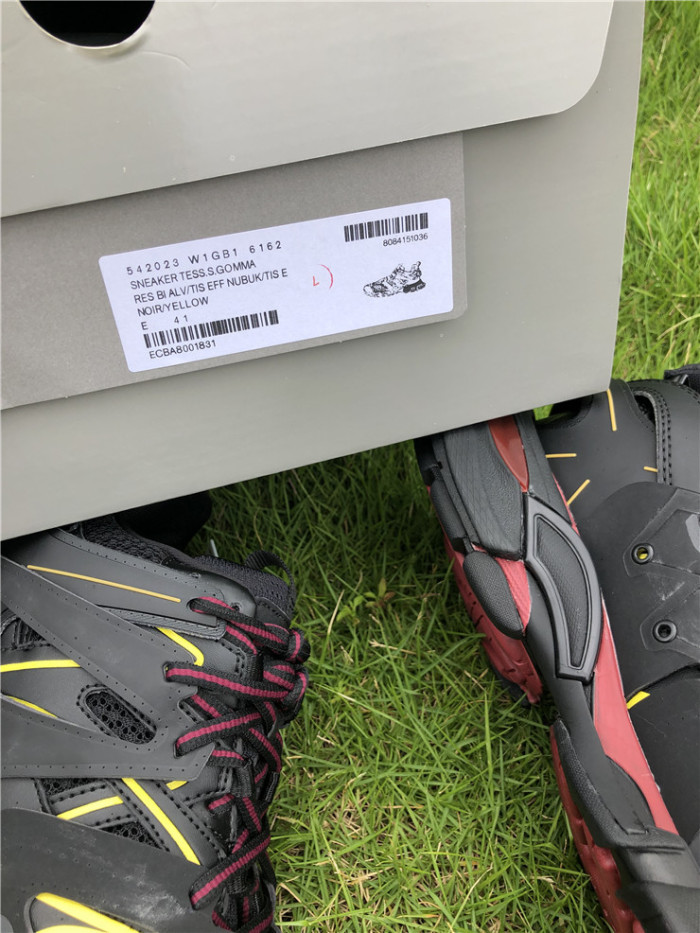 Balenciaga 3.0. Black and gold（7-12 work day deliver）