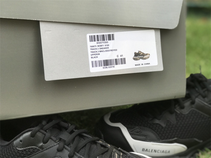 Balenciaga low-top black and silver（7-12 work day deliver）