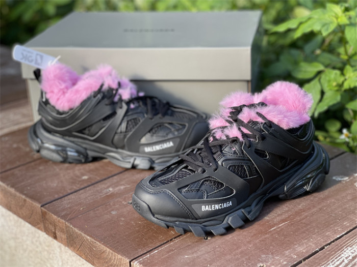 Balenciaga three generations of black and pink hair（7-12 work day deliver）