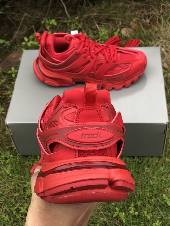 Balenciaga three generations of red color matching（7-12 work day deliver）