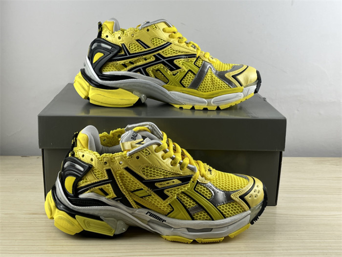 Balenciaga 7.0 black and yellow（7-12 work day deliver）