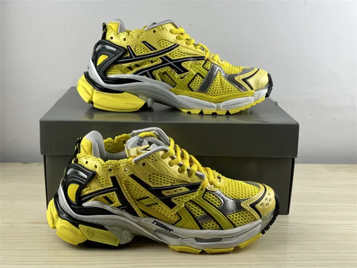 Balenciaga 7.0 black and yellow（7-12 work day deliver）