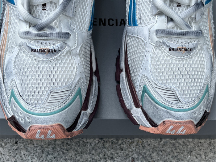 Balenciaga 7.5 white, blue and yellow（7-12 work day deliver）