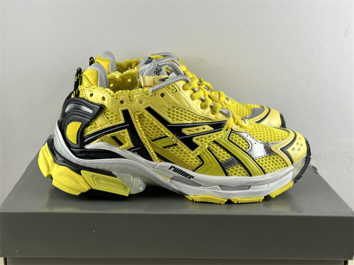 Balenciaga 7.0 black and yellow（7-12 work day deliver）