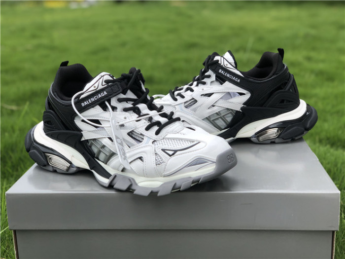 Balenciaga four generations of white and black color matching（7-12 work day deliver）