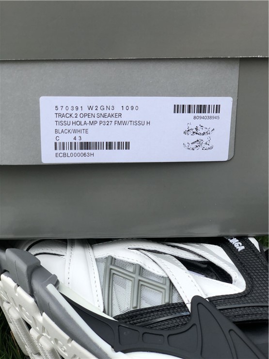 Balenciaga four generations of white and black color matching（7-12 work day deliver）