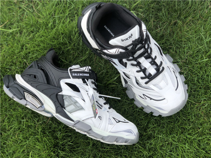 Balenciaga four generations of white and black color matching（7-12 work day deliver）