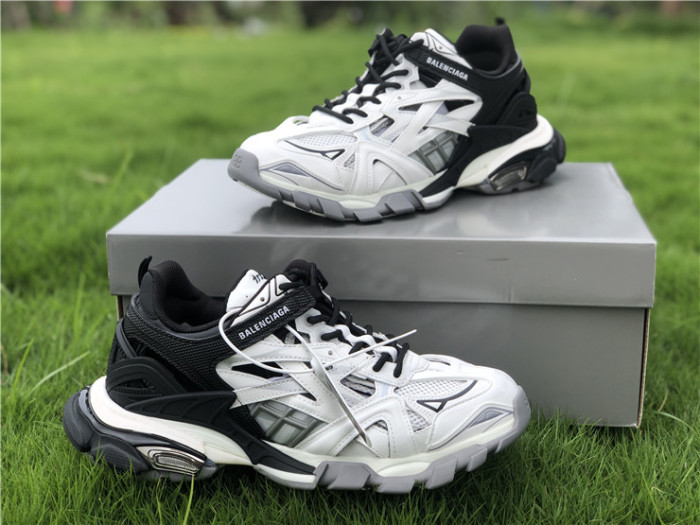 Balenciaga four generations of white and black color matching（7-12 work day deliver）
