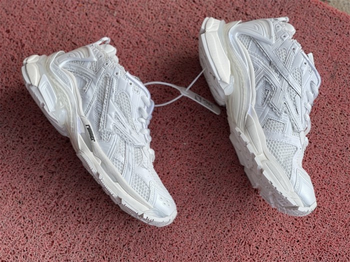 Balenciaga Sneaker pure white color（7-12 work day deliver）